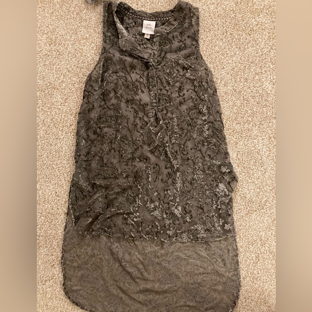 Know Rose Women’s Tunic Top.